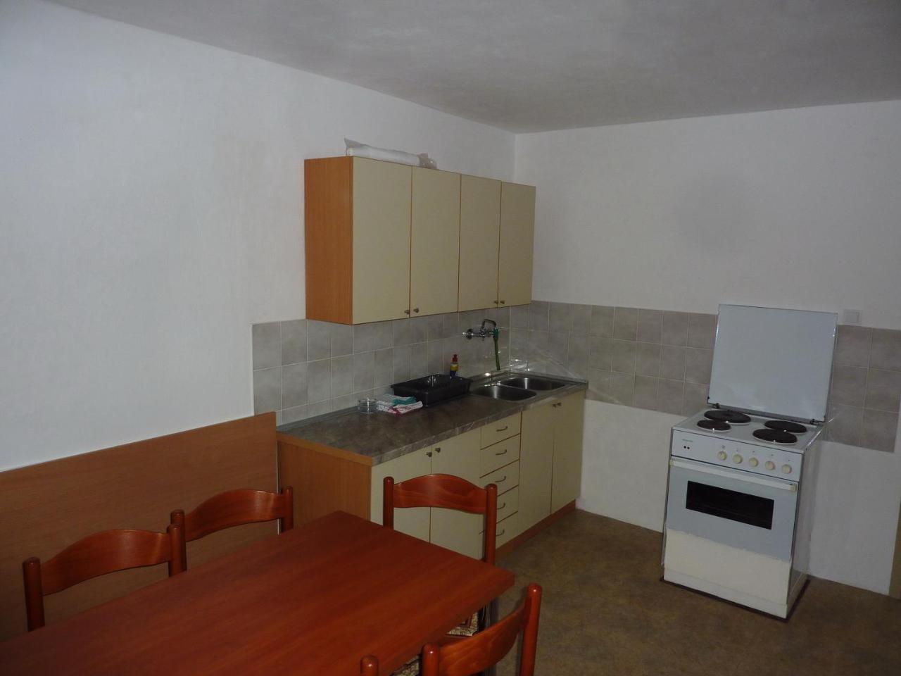 Rose - Apartmani Janovic Луштица Экстерьер фото